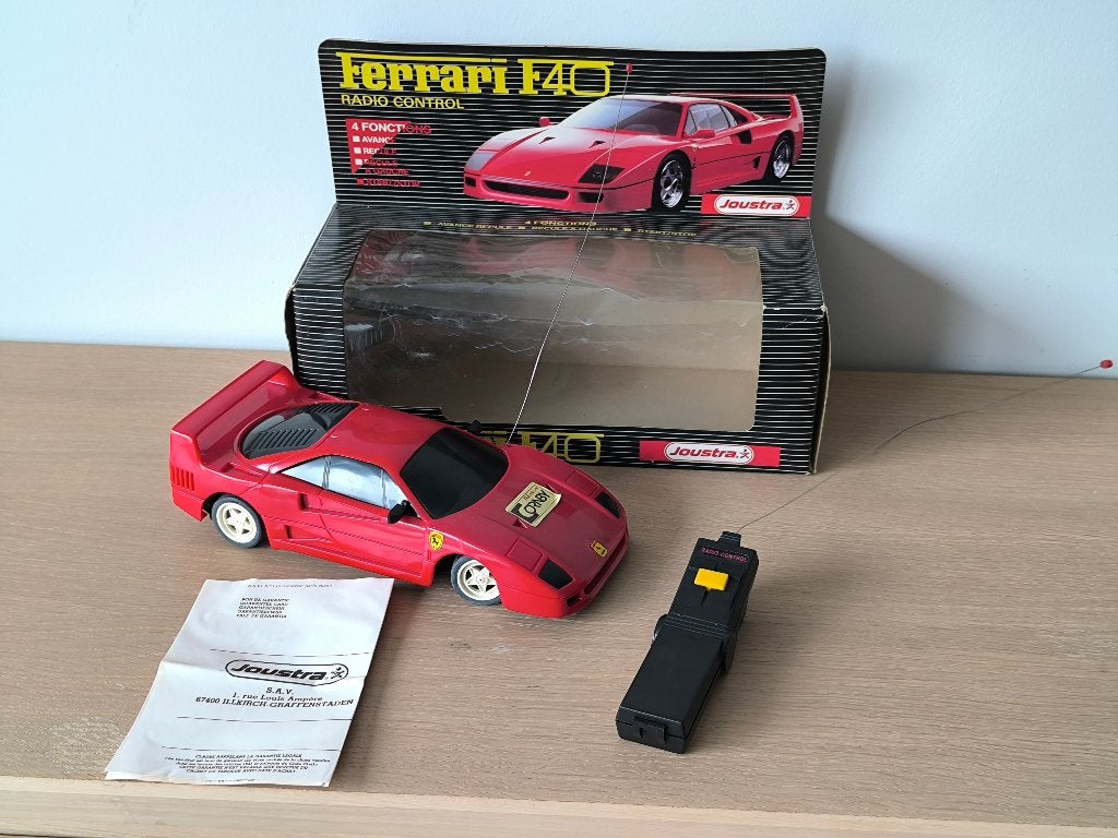 Vintage Joustra Ferrari F40 avec télécommande., Enlèvement ou Envoi