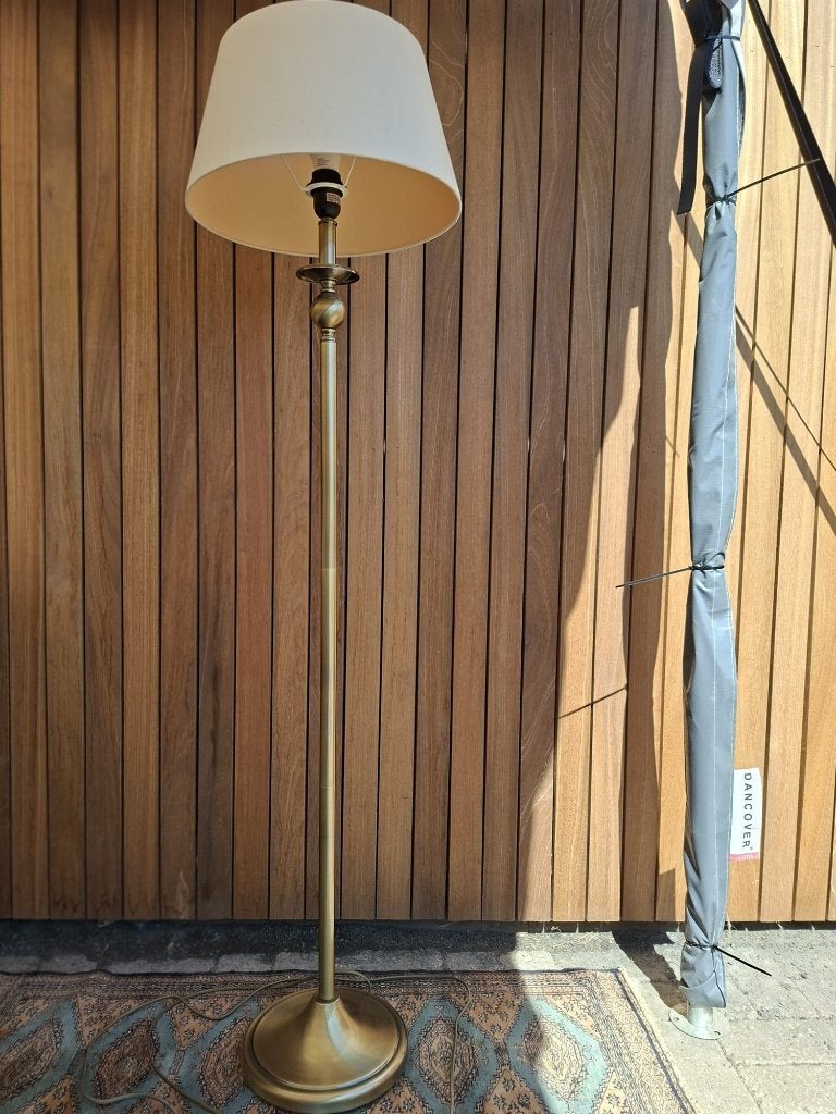 Staande messing lamp zonder stekker, Ophalen