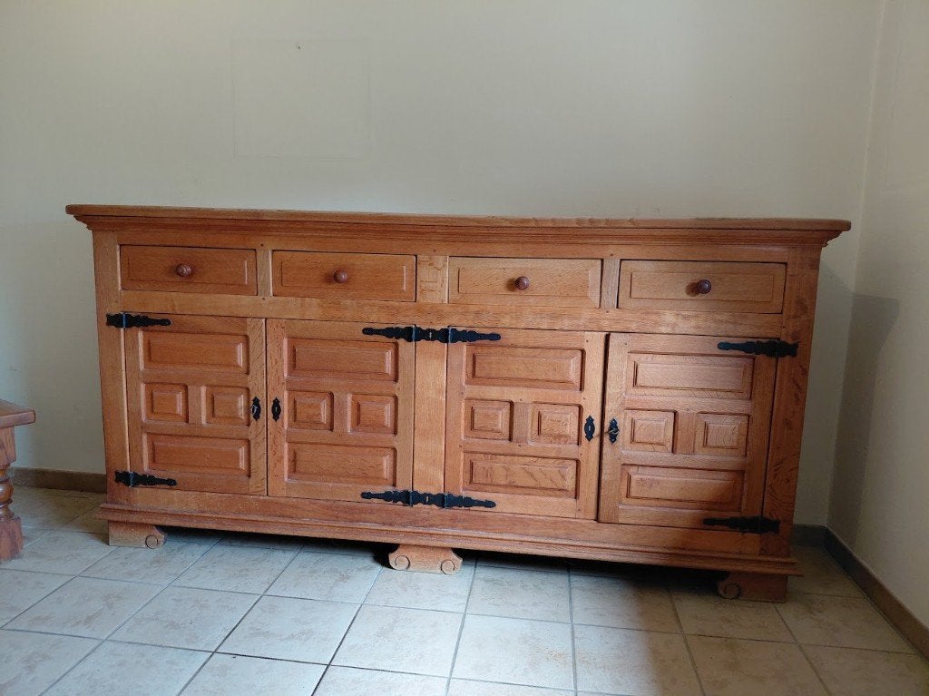 Massief houten dressoir, Huis en Inrichting, Ophalen, Zo goed als nieuw, Met lade(s)