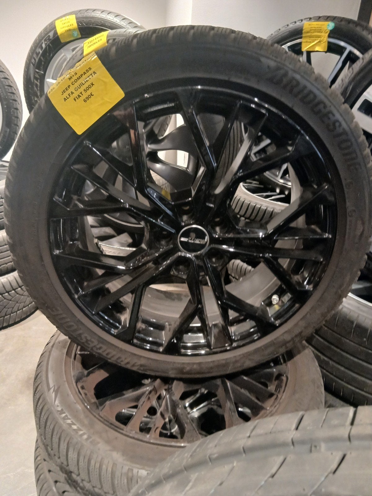 Jantes + pneus 19" – Jeep Compass / Alfa Romeo / Fiat, Autos : Pièces & Accessoires, Pneus hiver, -, Véhicule de tourisme, -