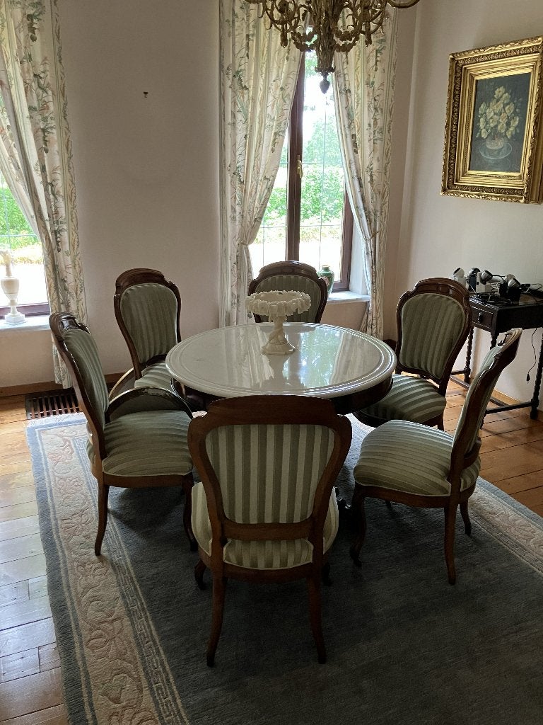 Salon Louis Philippe, Ophalen