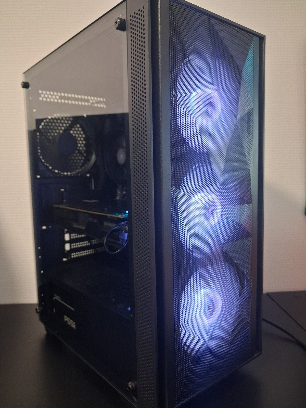 Gaming pc Rtx 2070, Ryzen 5 3600, 16gb ddr4, Utilisé, 16 GB, Enlèvement, 3 à 4 Ghz