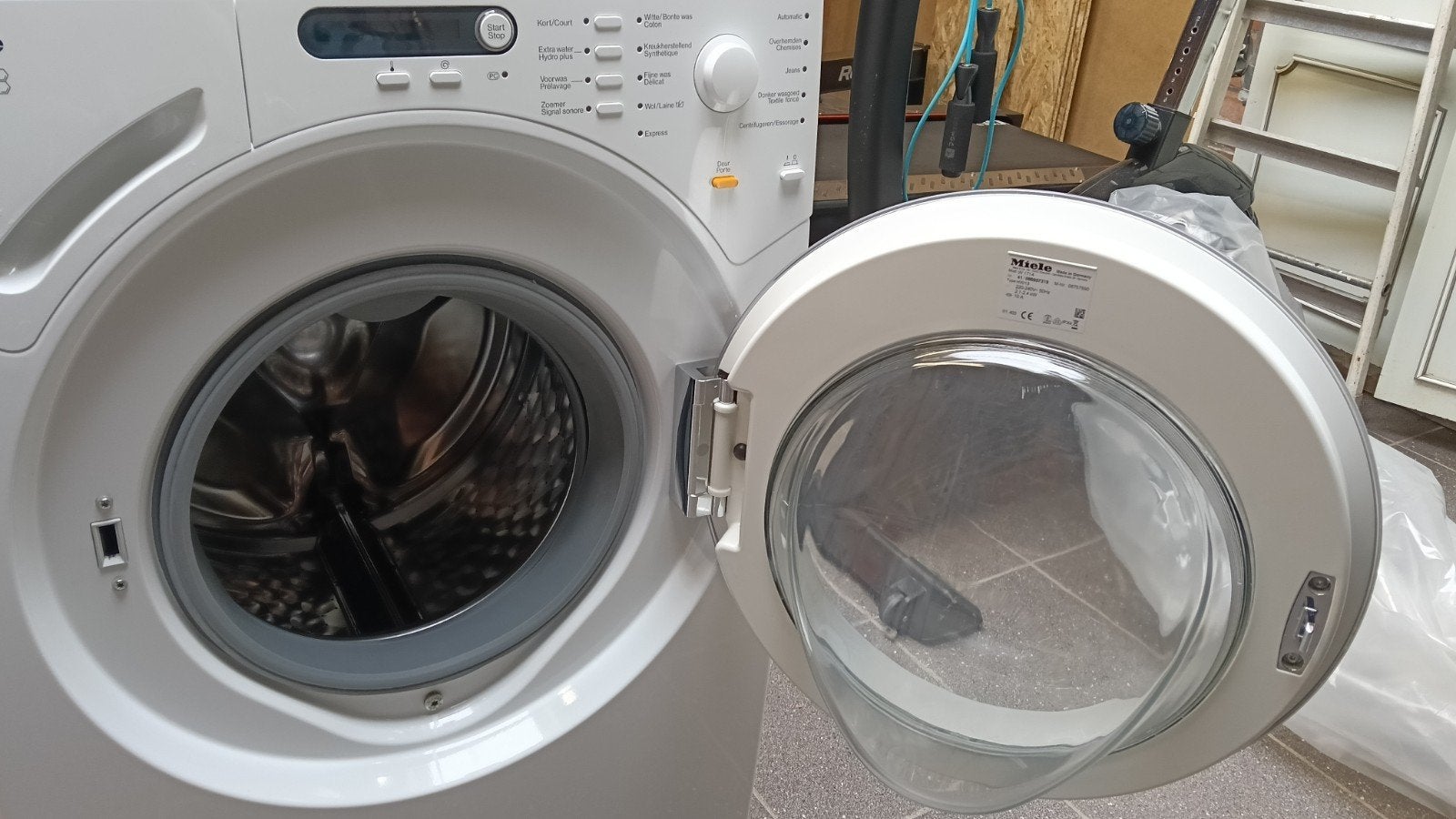 Miele W1714 Softtronic wasmachine, Elektronische apparatuur, Ophalen, Gebruikt, Handwasprogramma, Voorlader