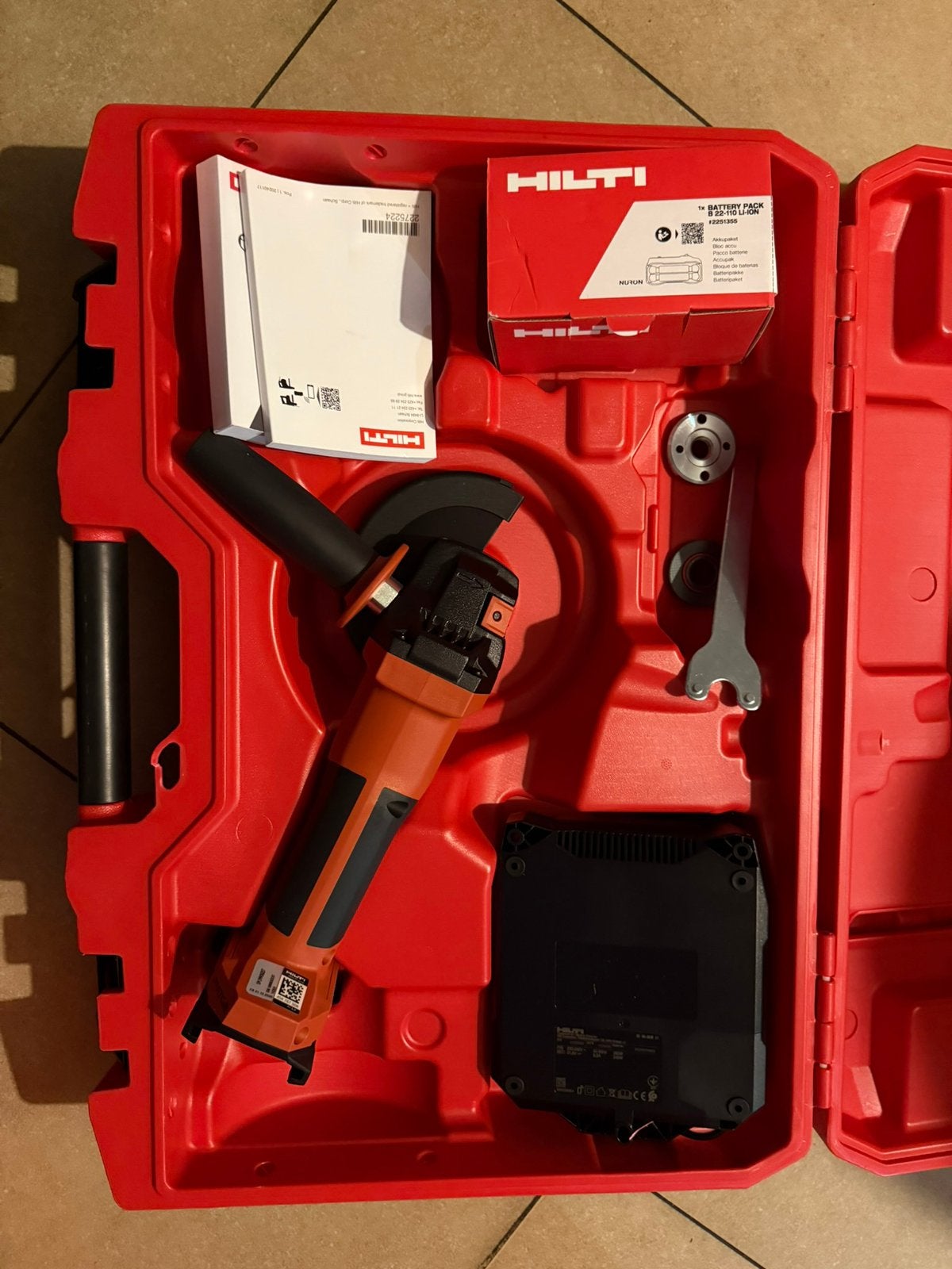 Meuleuse AG 4D-22 NEUF, Enlèvement ou Envoi, Neuf, Meuleuse d'angle, Hilti