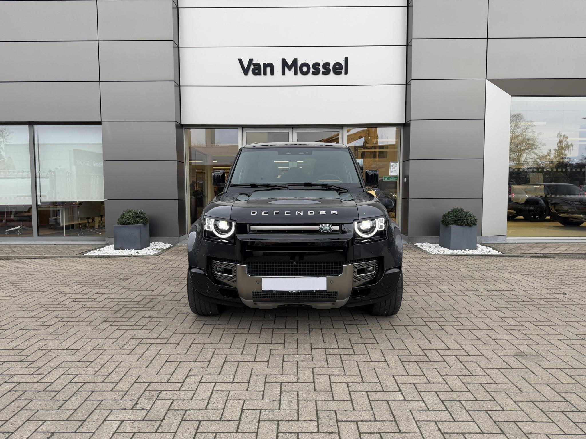 Land Rover Defender 110 P400 XS Edition (automatique), 2361 kg, Achat, 264 g/km, Entreprise