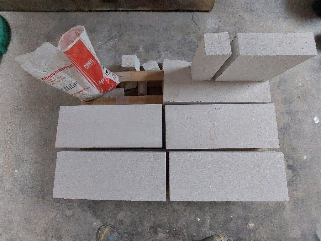 5 blocs cellulaires plus colle (Porit, comme Ytong), Bricolage & Construction, Enlèvement, Neuf, Autres types