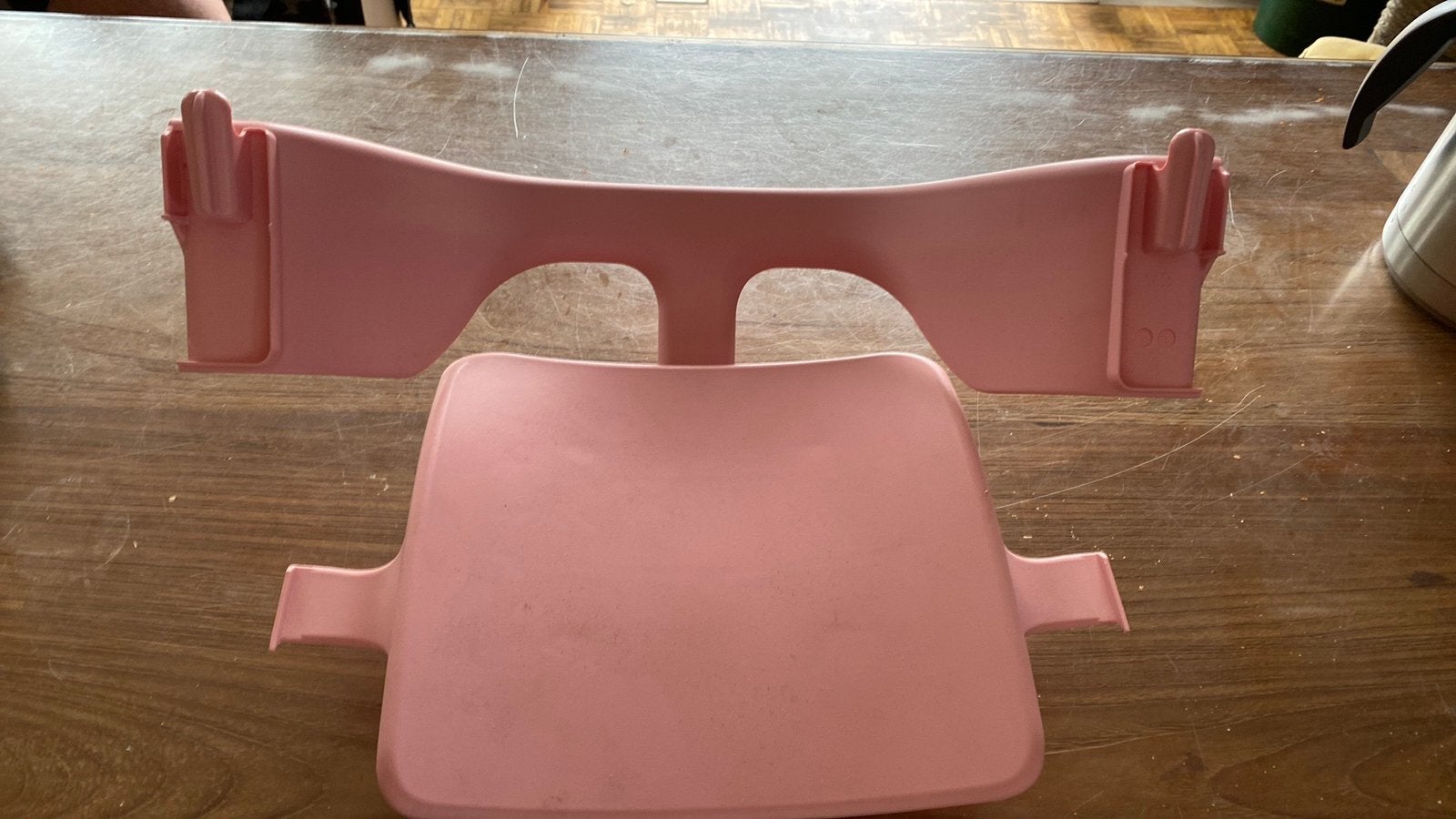 Stokke babyset roze kleur. Rugje en beugel in plastiek, Ophalen, Gebruikt