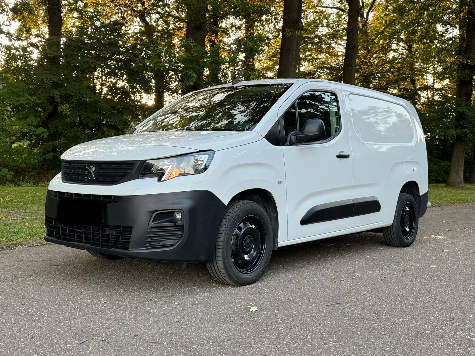 PEUGOET PARTNER 2022bj—105.000km, Auto's, Bestelwagens en Lichte vracht, Stof, Euro 6, Wit, Bedrijf