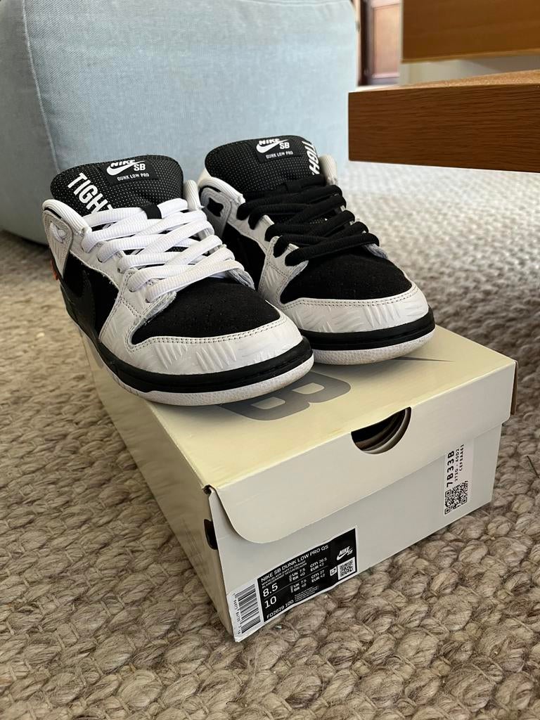 Nike SB Dunk Low Tightbooth (maat 42), Vêtements | Hommes, Chaussures, Comme neuf, Baskets, Blanc, Enlèvement