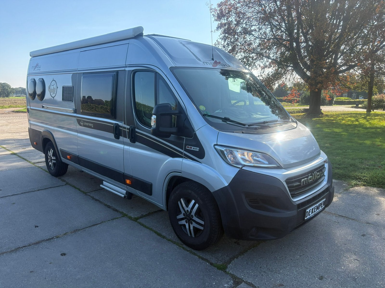 Carthago Malibu Charming LE GT640 2.3 Turbo 150ch, Caravanes & Camping, Marchepied électrique, Entreprise, Fiat, Boîte manuelle