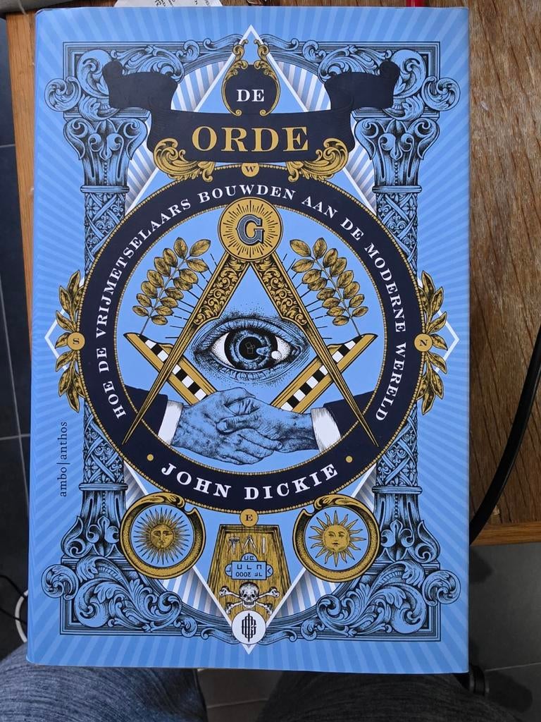 De Orde – John Dickie, Ophalen