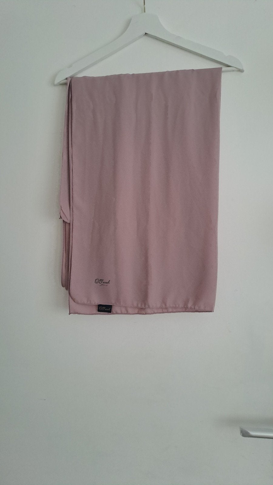 voile soie de médine, Enlèvement