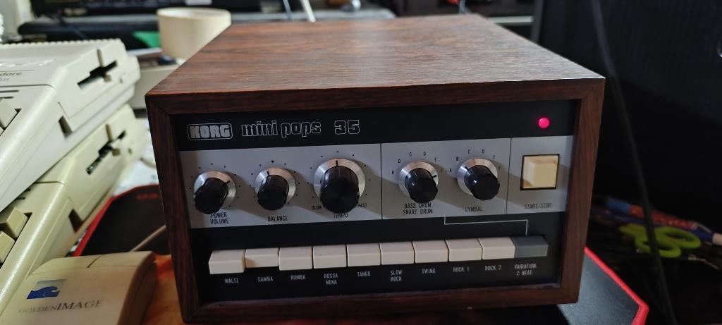 Korg mini pops 35 Keio. Jean Michel Jarre style rhythm box, Enlèvement, Utilisé, Korg