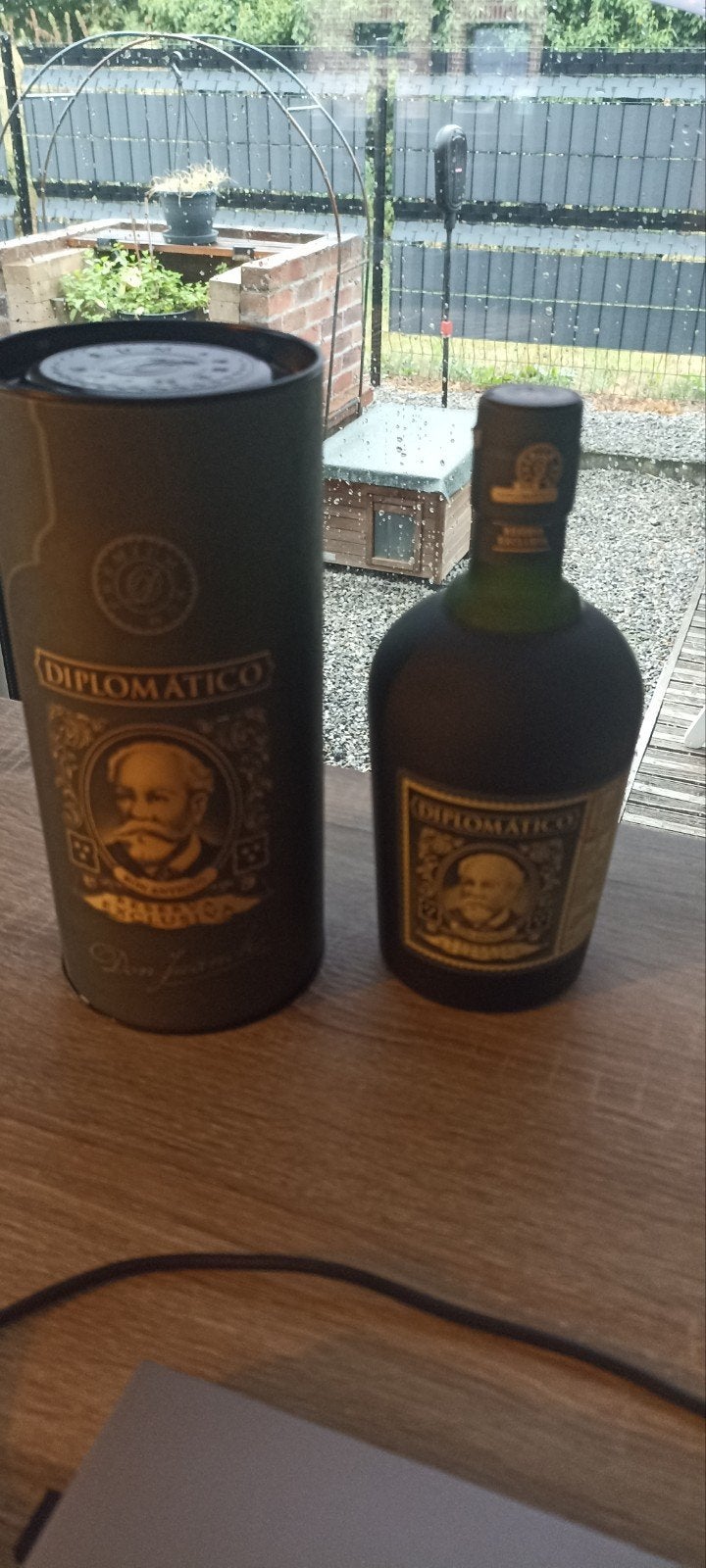 Rhum Diplomatico reserva exclusiva, Collections, Vins, Neuf, Pleine, Enlèvement, Autres types