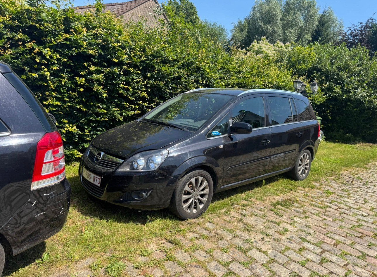 Opel zafira  0488157757, Auto's, Particulier, Te koop, Zafira, Diesel