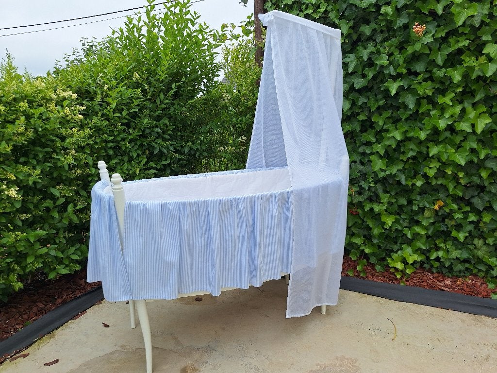 Berceau blanc vintage tout équipé, Enlèvement, Comme neuf, Berceau