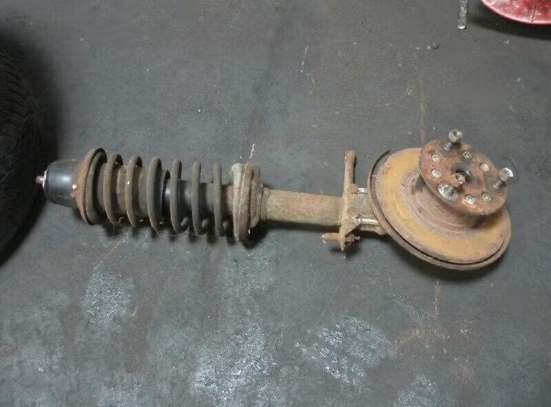 VEERPOOT LINKS VOOR Ford Taunus (01-1970/02-1976), Auto-onderdelen, Gebruikt, Ophalen of Verzenden, Henry-Ford-Straße 1 50735 Köln, DE
