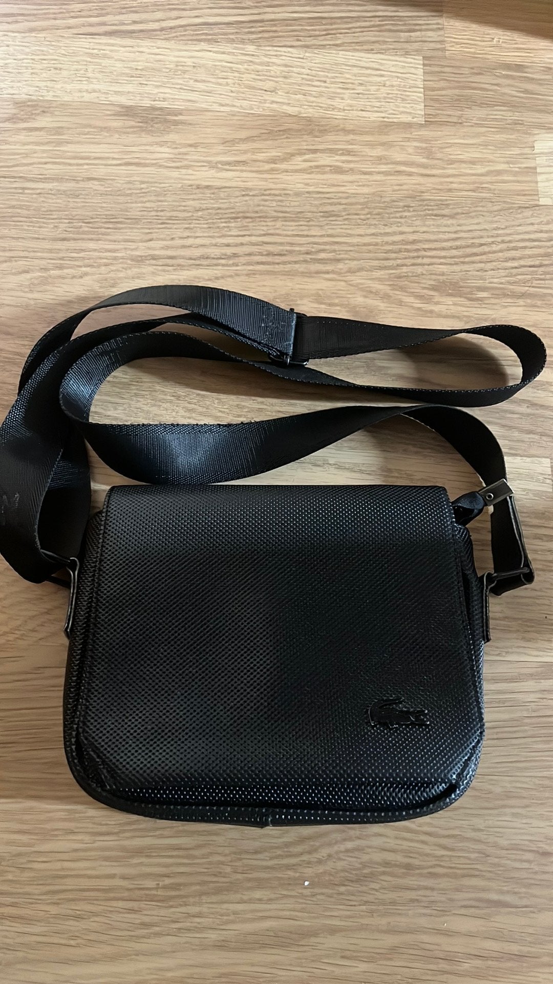 Lacoste tas, Bijoux, Sacs & Beauté, Sacs | Sacs à bandoulière, Enlèvement, Utilisé, Noir, Autres marques