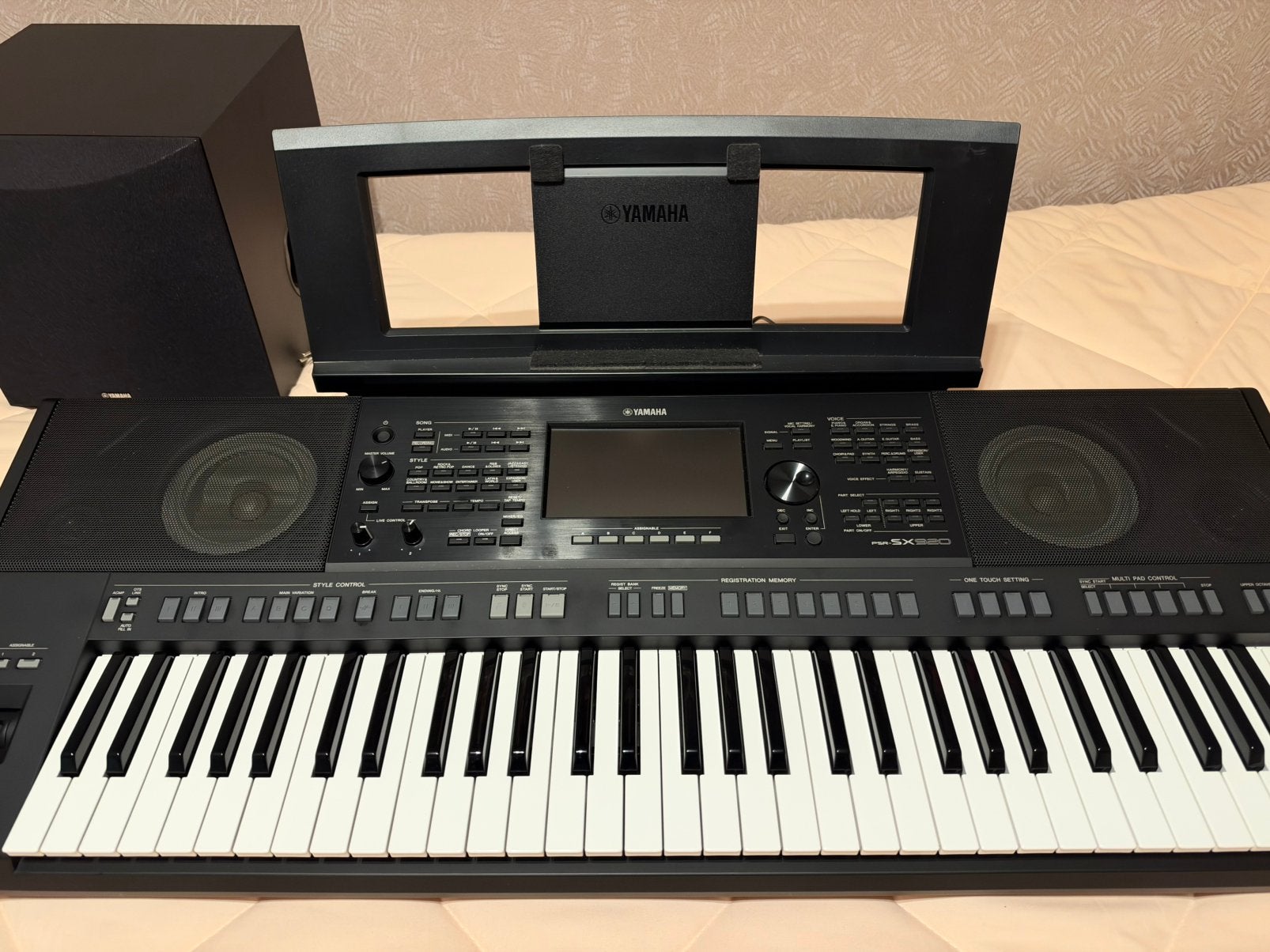 Yamaha psrsx 920 met subwoofer  onder garantie met factuur, Muziek en Instrumenten, Ophalen, Yamaha