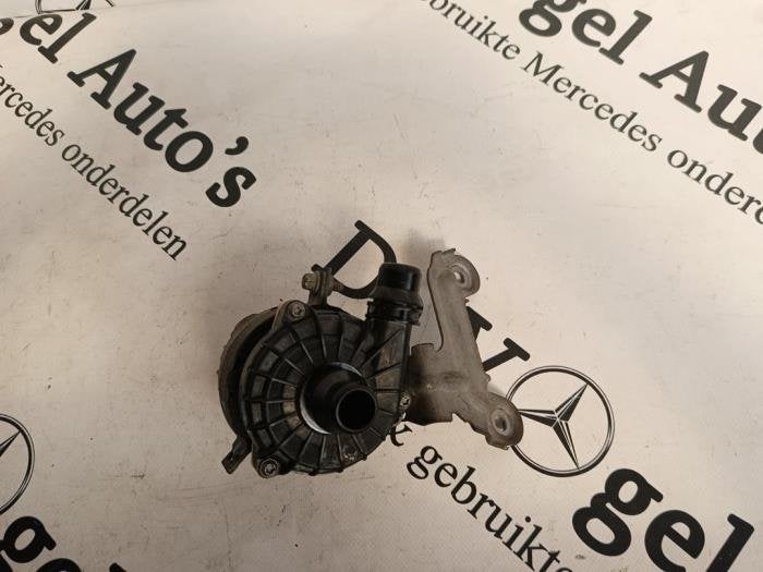 Waterpomp van een Mercedes Vito, Gebruikt, -, Ophalen of Verzenden, -