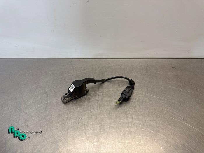 Popup Systeem Motorkap van een Volvo V40 (V40 12-), Auto-onderdelen, Gebruikt, -, -, Ophalen of Verzenden