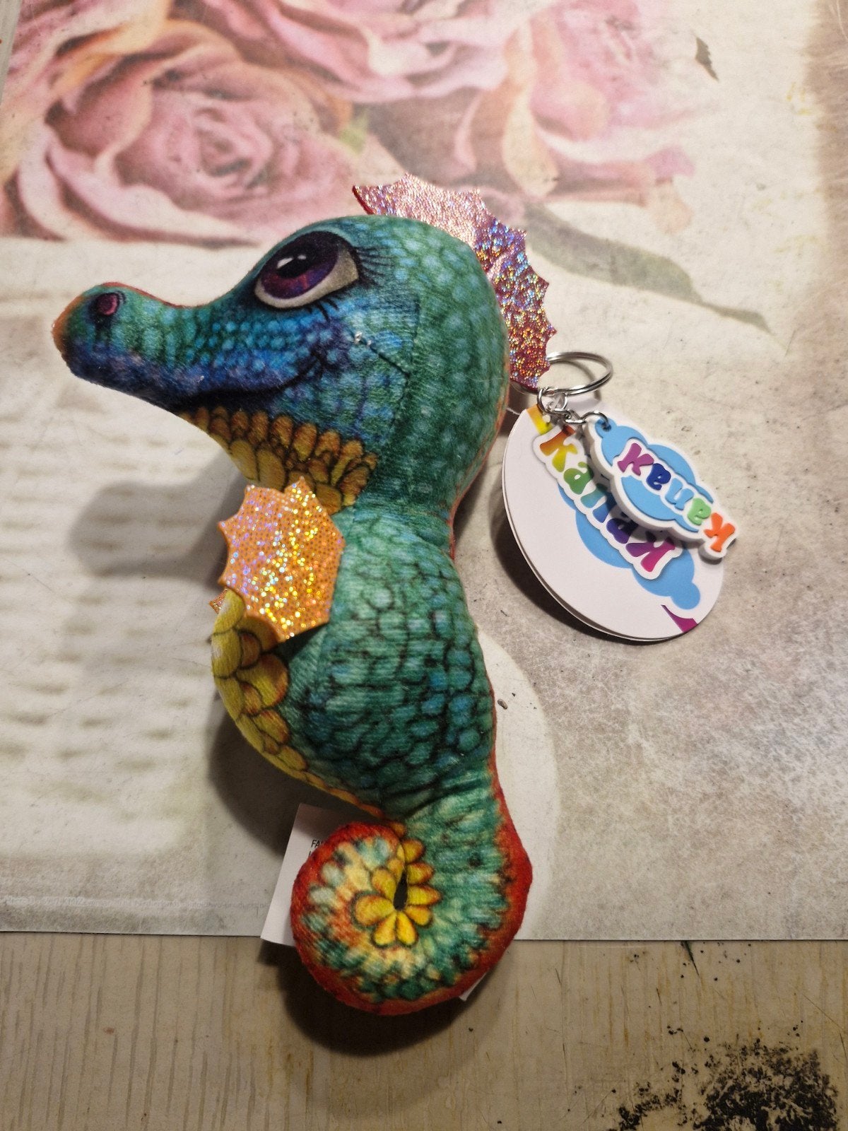 nouveau porte clef hipocampe oeluche en bonne etat, Verzamelen, Ophalen of Verzenden, Nieuw