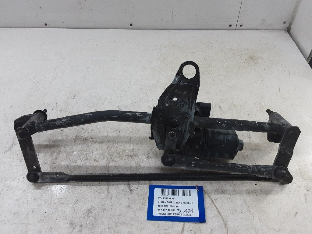 MECANISME ESSUIE-GLACE Volkswagen Passat (3C2), Volkswagen, Mevr. I. Hauben, Utilisé, Rue de l'Espoir 34 34
4030  GRIVEGNÉE, BE