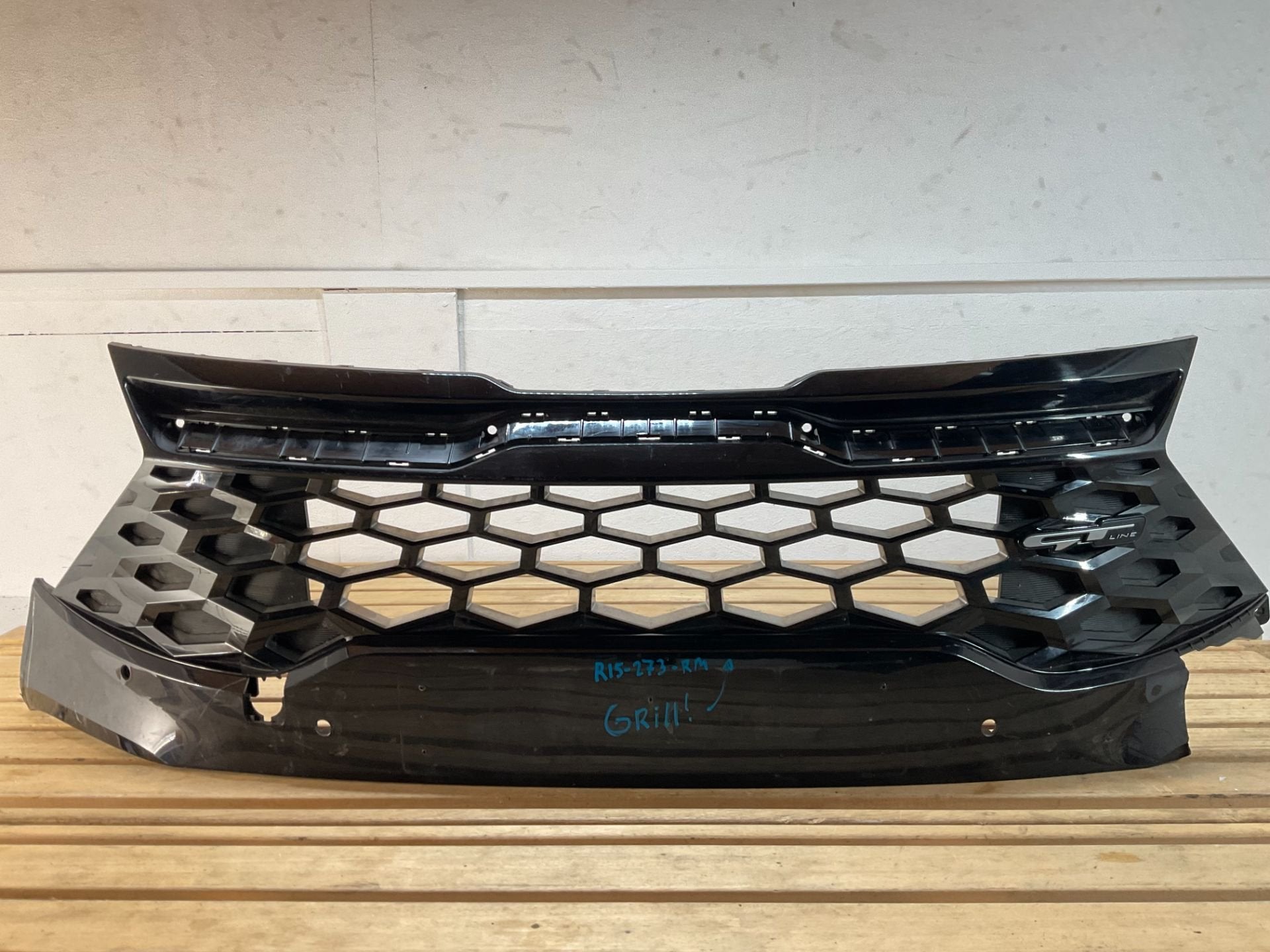 Grille de pare-chocs Kia Sportage 5 GTLINE GT-LINE 8636-R2CA, Kia, Heolleung-ro 12
06797  Seoul, Utilisé, Info@kia.com