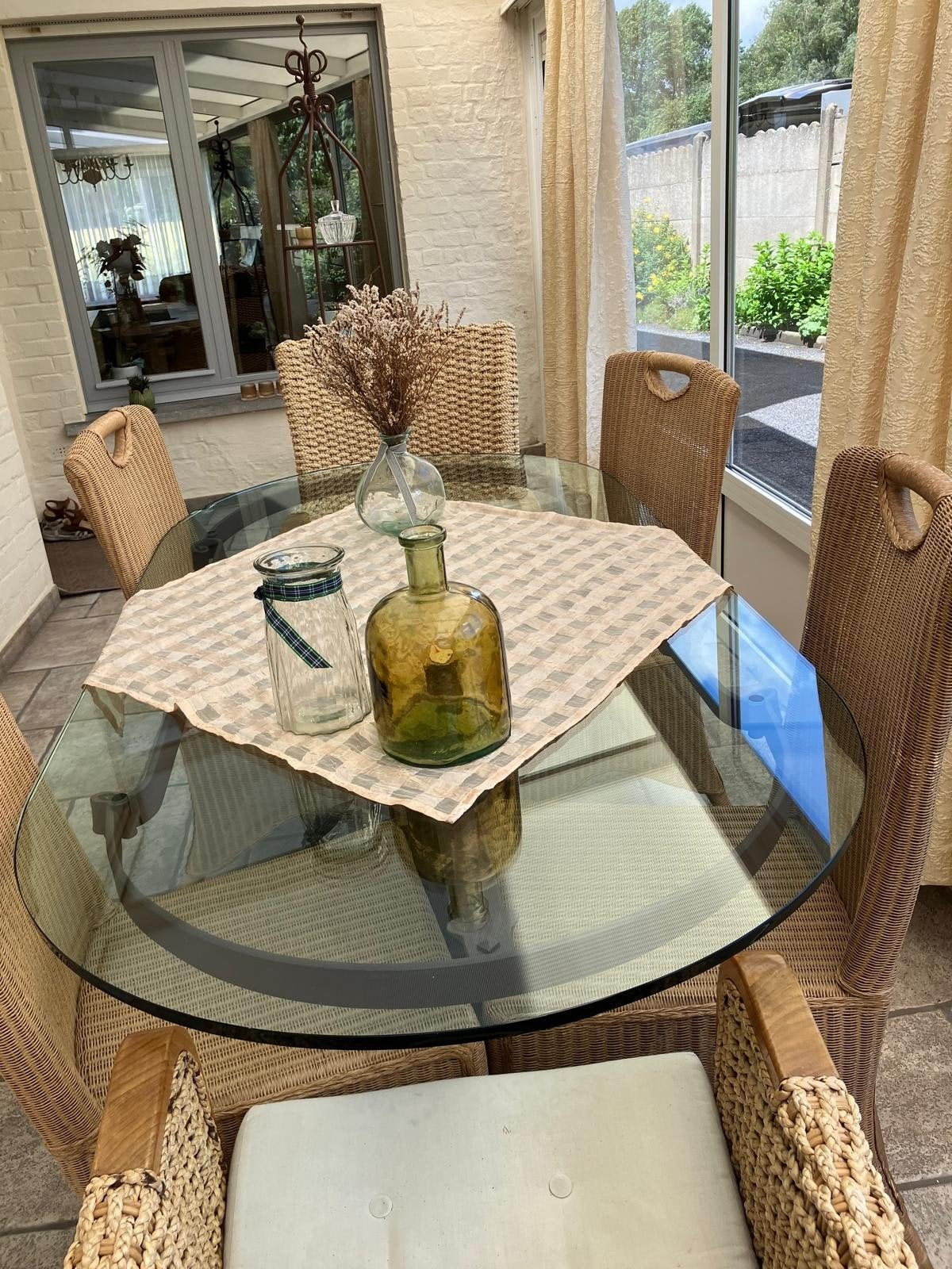 glazen tafel met 6 stoelen in riet, Huis en Inrichting, Ophalen