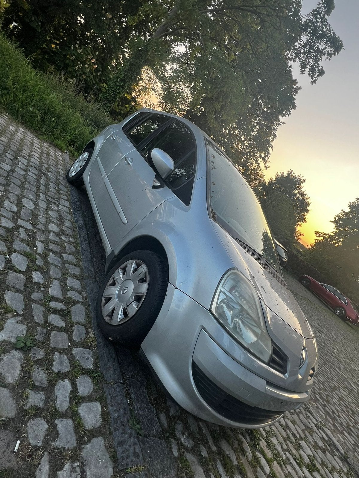 Renault Grand Modus 1.2i Automatique, Autos, Argent ou Gris, Achat, Cruise Control, Noir