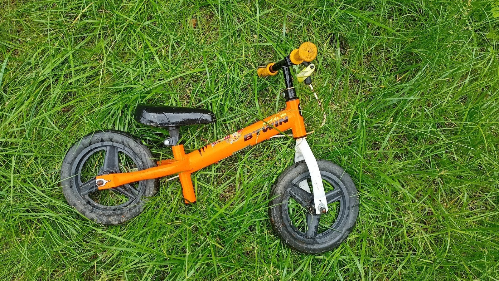 Vélo pour enfants B'TWIN Draisienne 10" pour enfants Runride, Enfants & Bébés, Enlèvement
