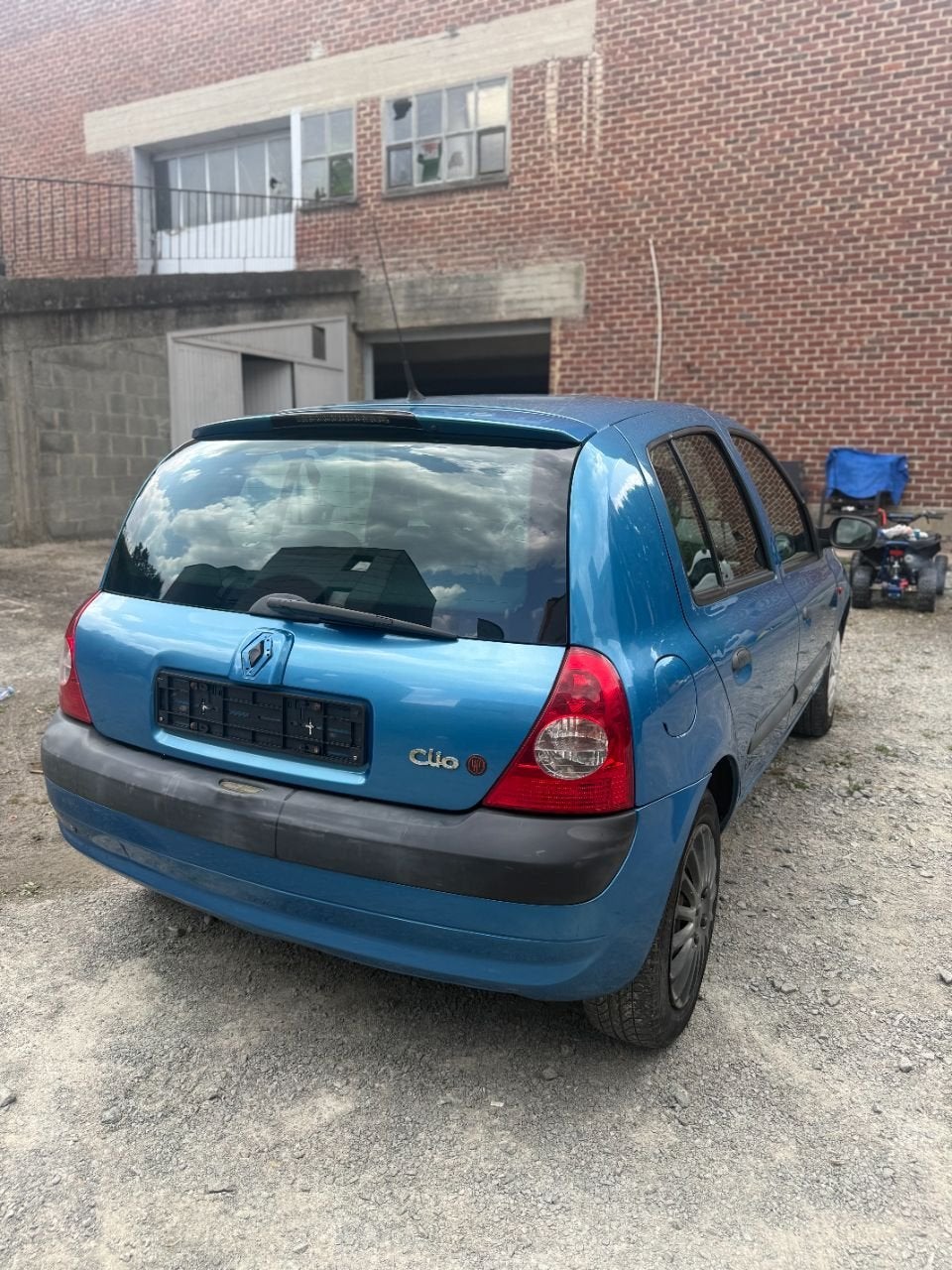 Renault Clio LEZ jusqu'au minimum 31/12/2029 (bj 2004), Blauw, Bedrijf, Handgeschakeld, Metaalkleur
