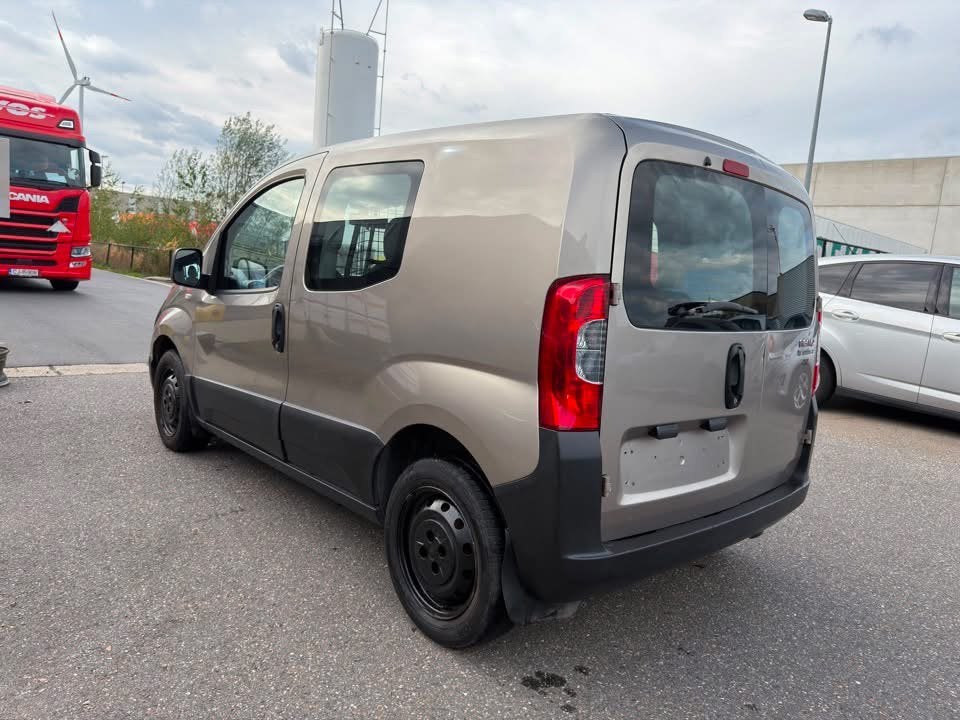 CITROËN NEMO 1.4 HDI AUTOMATIQUE - LÉGER - 2 PLACES, Autos, Achat, Entreprise, 2 places, Entretenue par le concessionnaire