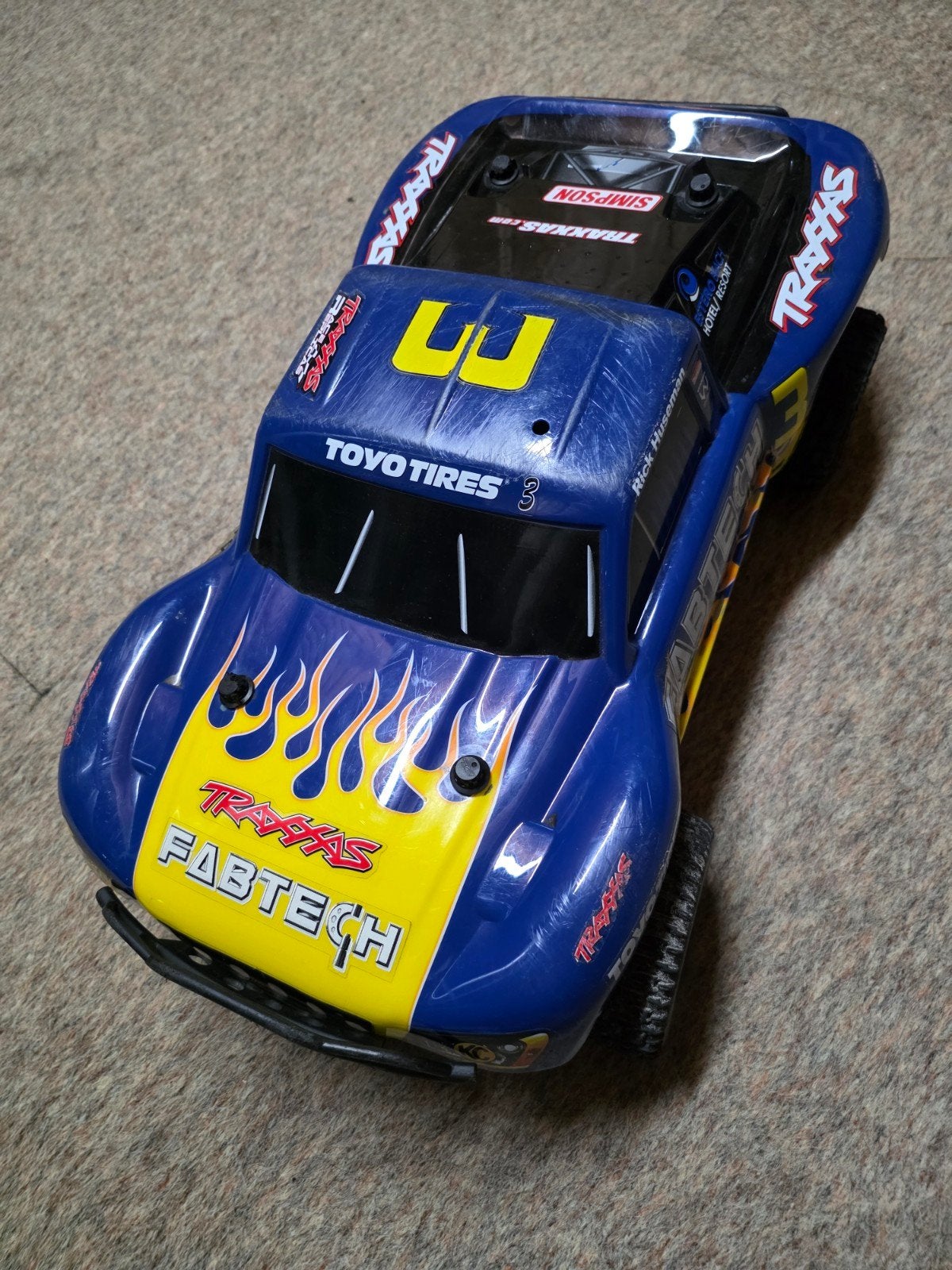 Traxxas Slash 4x4 roller, Enlèvement ou Envoi, Comme neuf