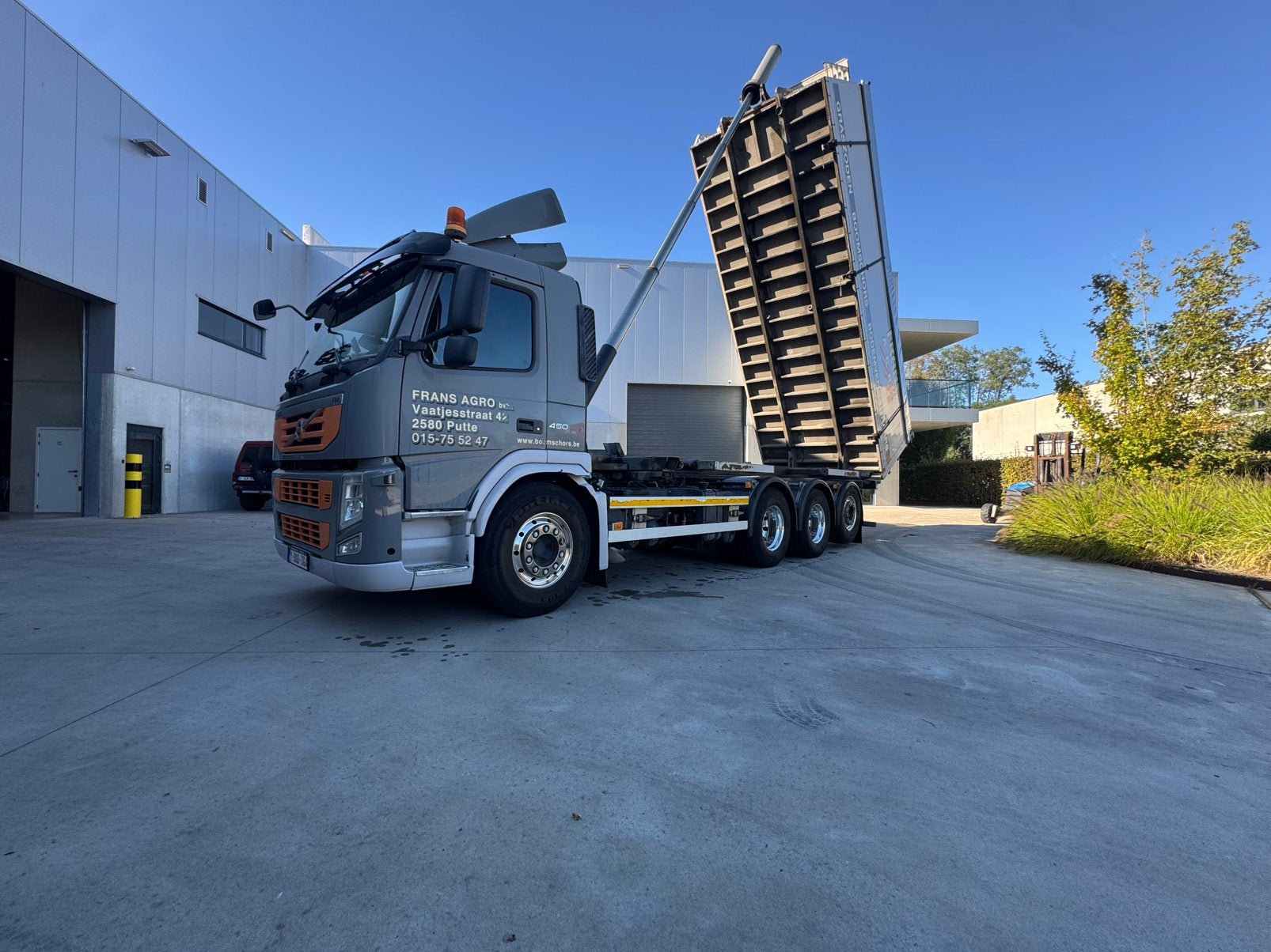Volvo FM 450 8x4 tridem, Autos, Achat, Attache-remorque, Entreprise, Noir