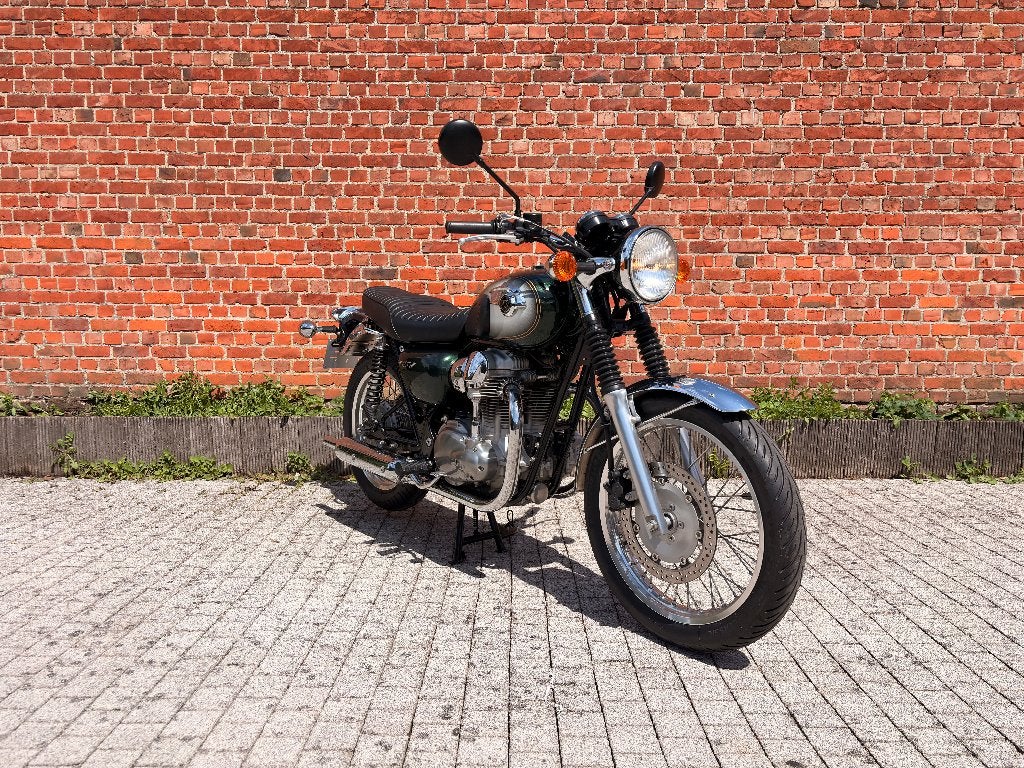 Kawasaki W800, Permis Moto A, Tourisme, Entreprise, Occasion