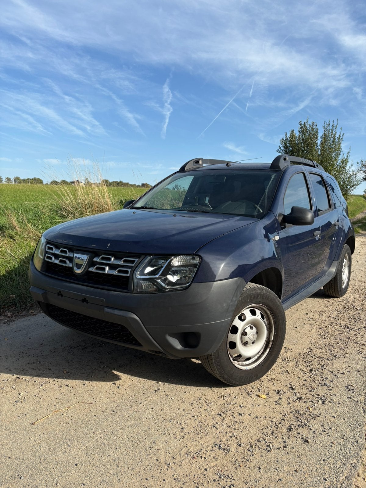 Dacia Duster 1.6 114PK 2017 138DKM 1ste Eig Airco CarPlay, Auto's, Voorwielaandrijving, Stof, 625 kg, 4 cilinders