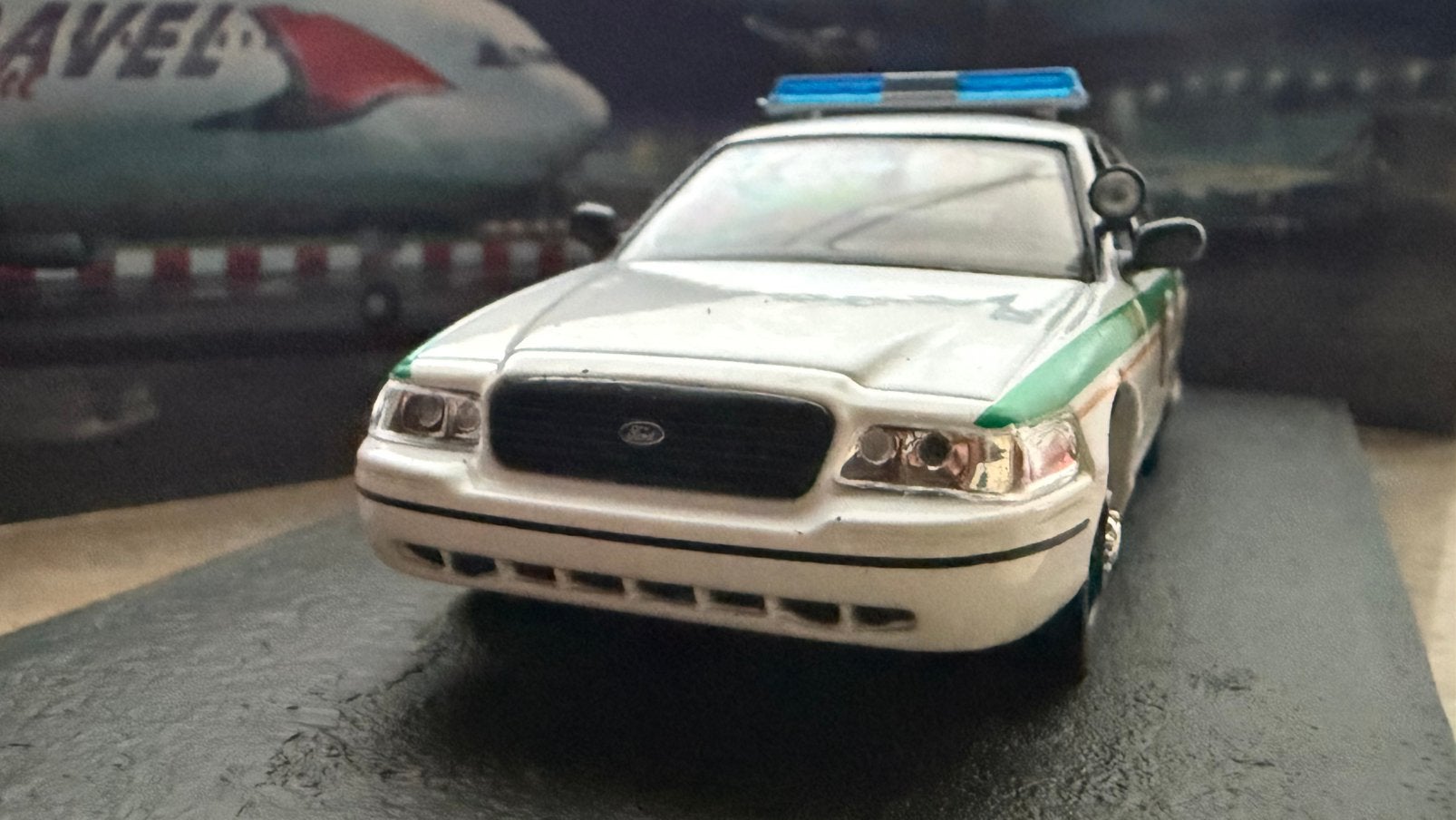 Police de Ford Crown Victoria, Enlèvement ou Envoi, Comme neuf, Voiture, Universal Hobbies