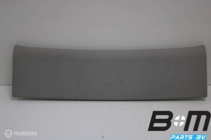 Hemel afsluitstrip achter Audi A4 8E B7 8E9867839A, Gebruikt