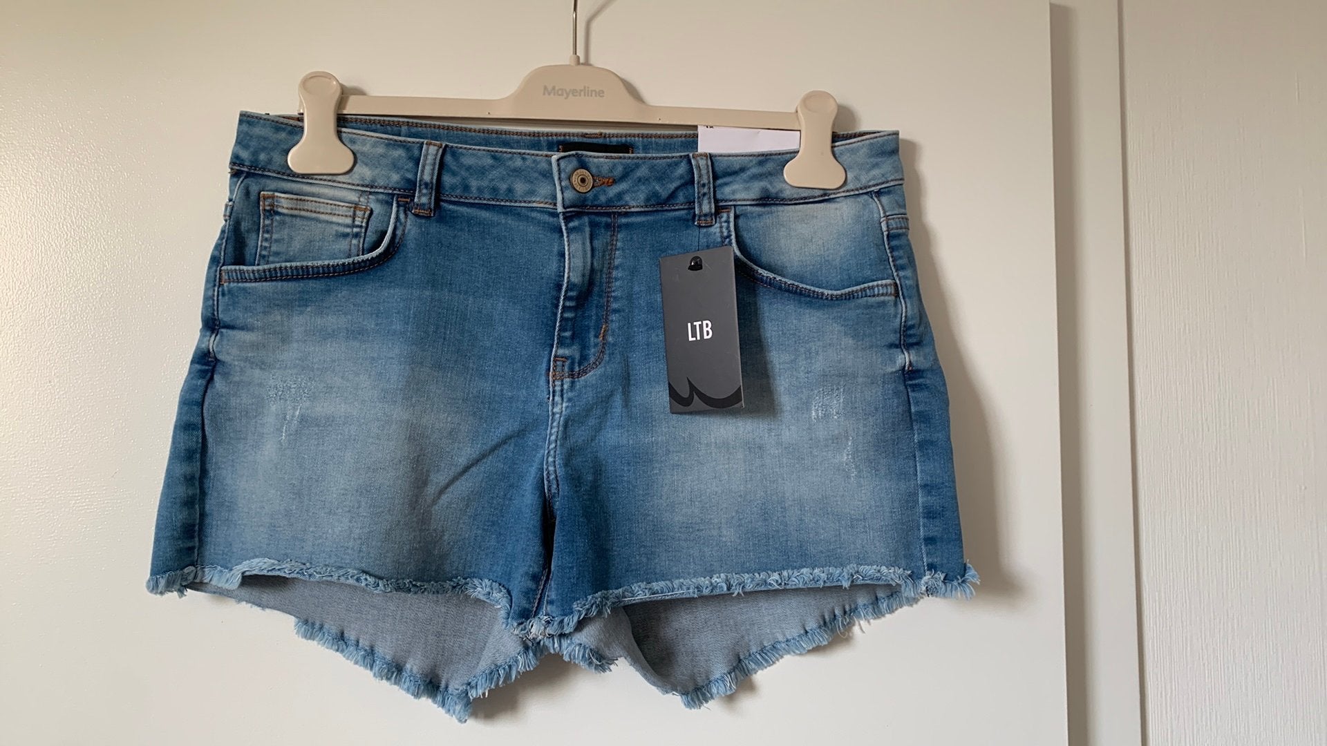 Jeansshort LTB, maat XL, nieuw !, Vêtements | Femmes, Enlèvement ou Envoi, Neuf, Bleu, W33 - W36 (confection 42/44)