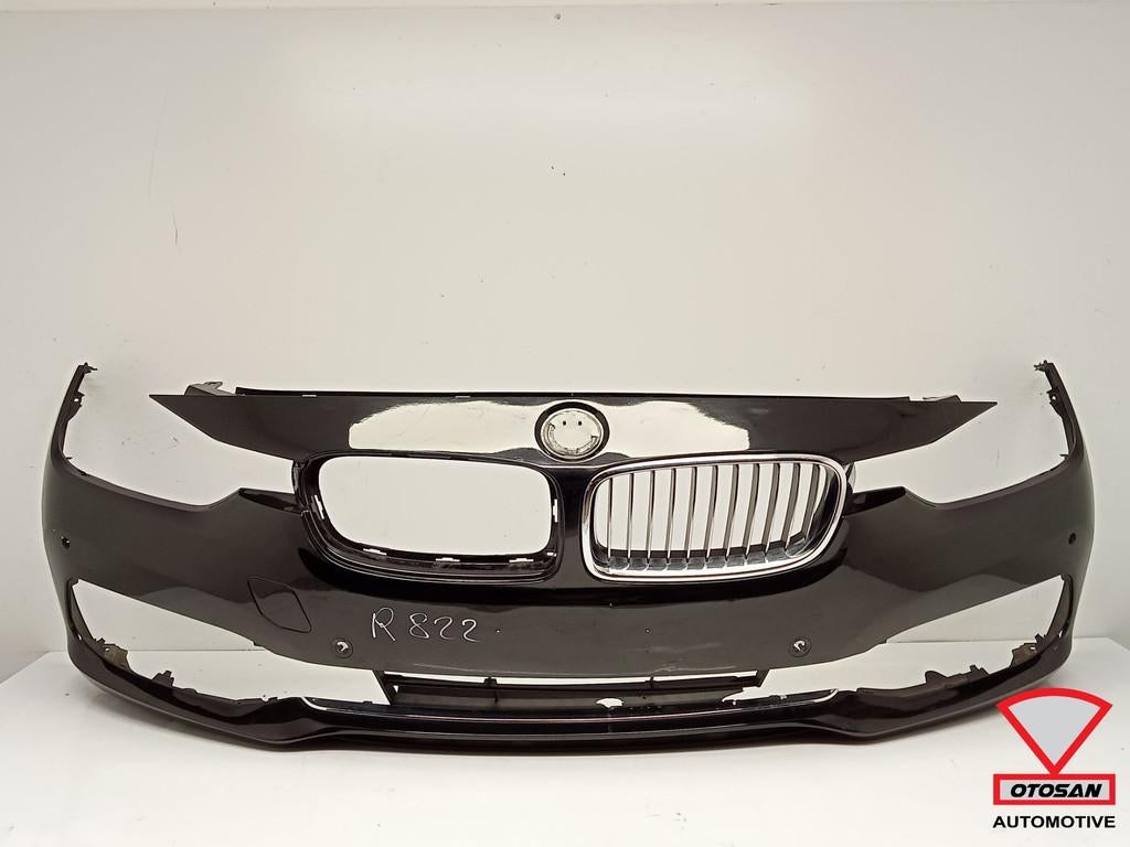 BMW 3 Serie F30 F31 LCI Voorbumper Bumper 6xPDC Camera Origi, Auto-onderdelen, Petuelring 130
80788  Munich, DE, Gebruikt, Info@bmw.de