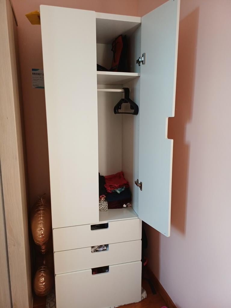Chambre enfant, Enlèvement