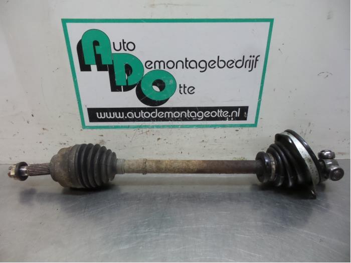 Aandrijfas links-voor van een Nissan Kubistar (Kubistar 03-), Gebruikt, -, -, Ophalen of Verzenden