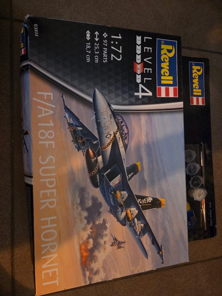 revell model vliegtuigen, Hobby en Vrije tijd, Ophalen of Verzenden, Revell