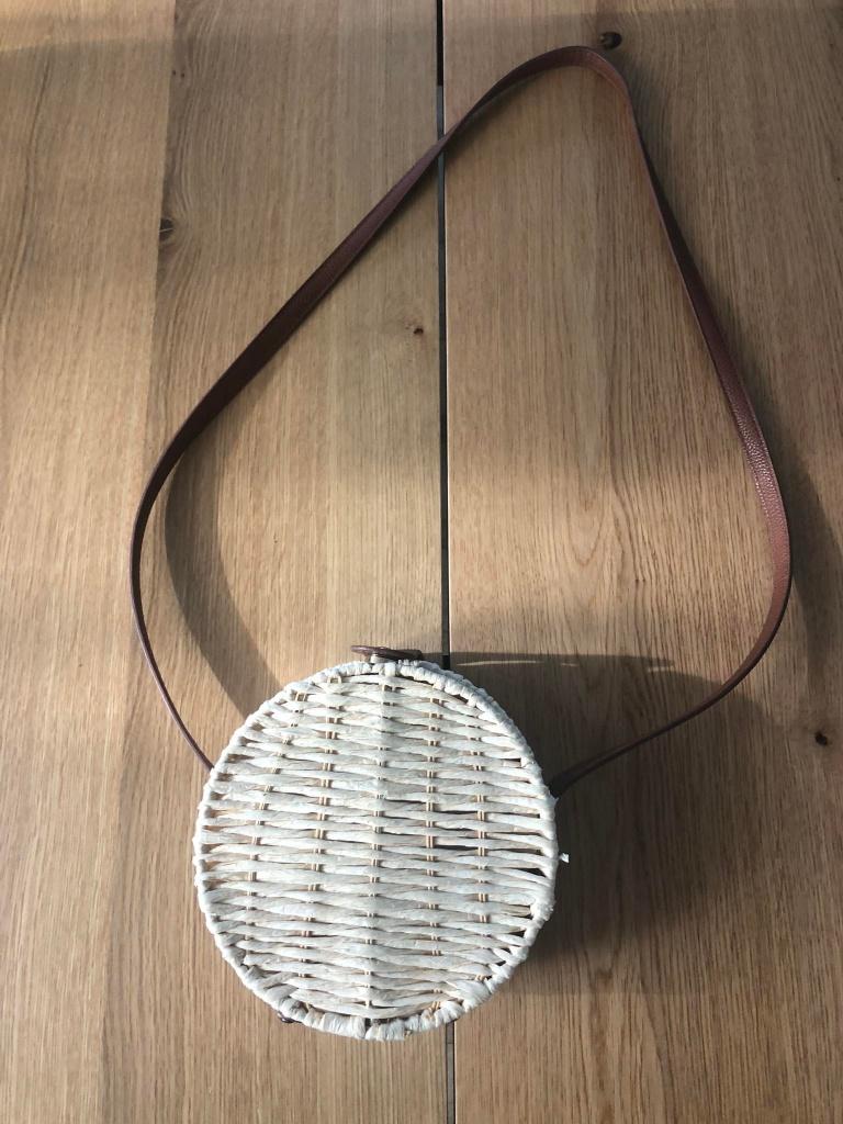 rieten tasje, Handtassen en Accessoires, Tassen | Damestassen, Ophalen, Gebruikt, Beige, Schoudertasje