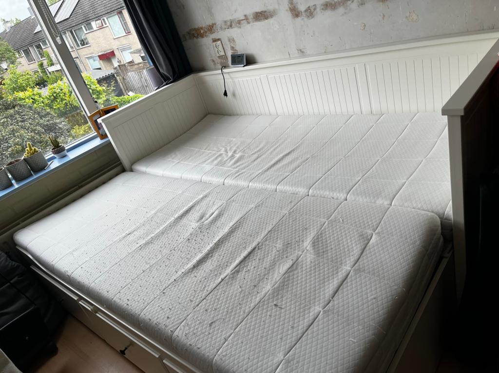 IKEA Hemnes uitschuifbare bedbank, Huis en Inrichting, Ophalen, Verstelbaar, Wit, Tweepersoons