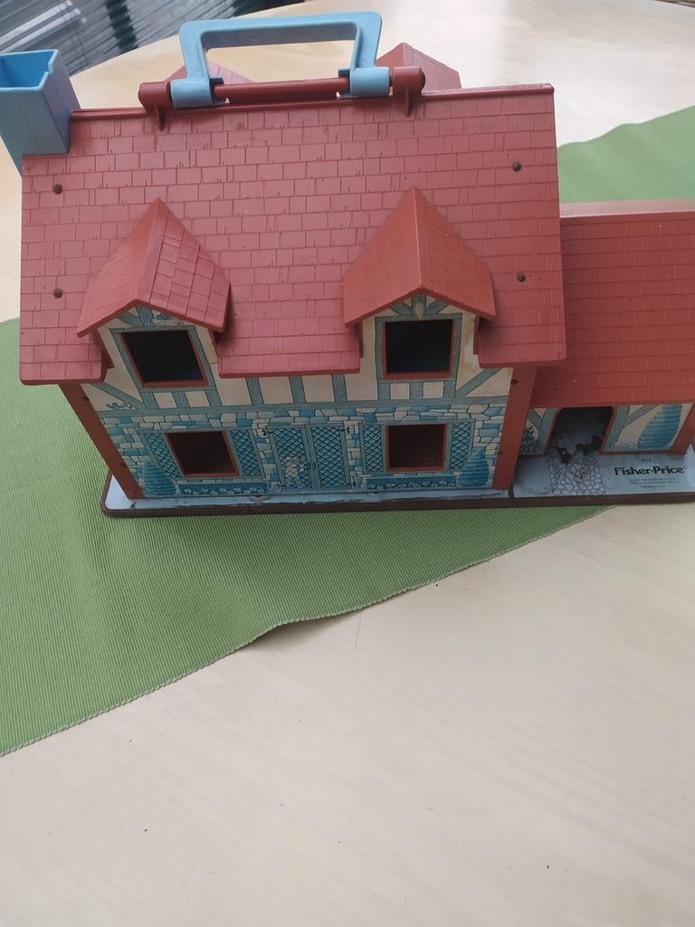 Poppenhuis van Fisher Price, Ophalen
