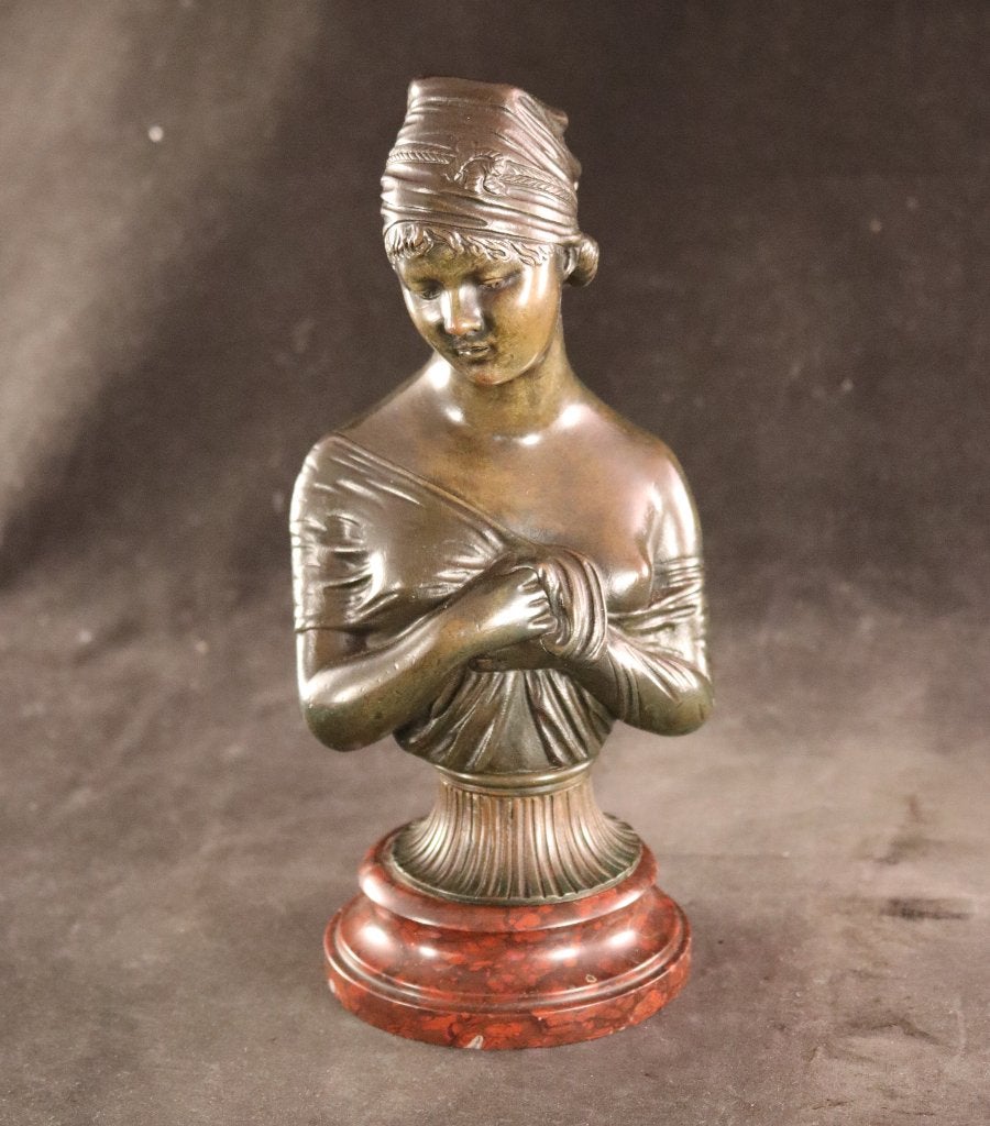 Buste en bronze ancien de Juliette Récamier, Enlèvement ou Envoi, Buste, Rouge