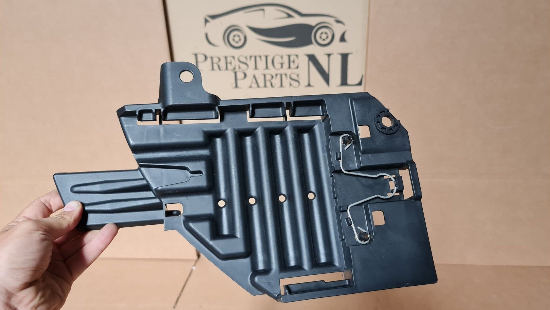 LAMPHOUDER LAND ROVER DISCOVERY SPORT 00183541, -, Utilisé, -, Avant