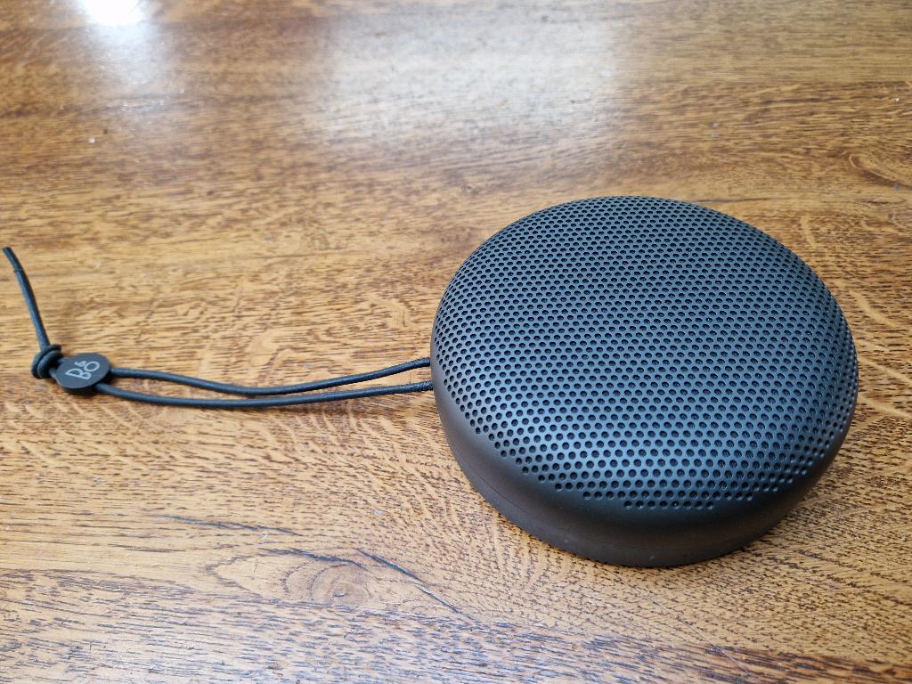 BeoPlay A1 Bluetooth Speaker Waterproof Bang & Olufsen, Audio, Tv en Foto, Luidsprekerboxen, Overige merken, Gebruikt, Overige typen